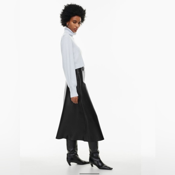 NWT Aritzia Wilfred Rebecca Turtleneck Sweater Merino Wool Frozen Grey Small - Picture 4 of 16